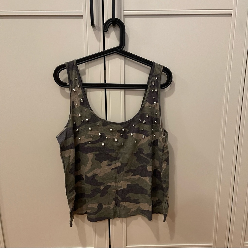 EXPRESS EMBELLISHED TANK